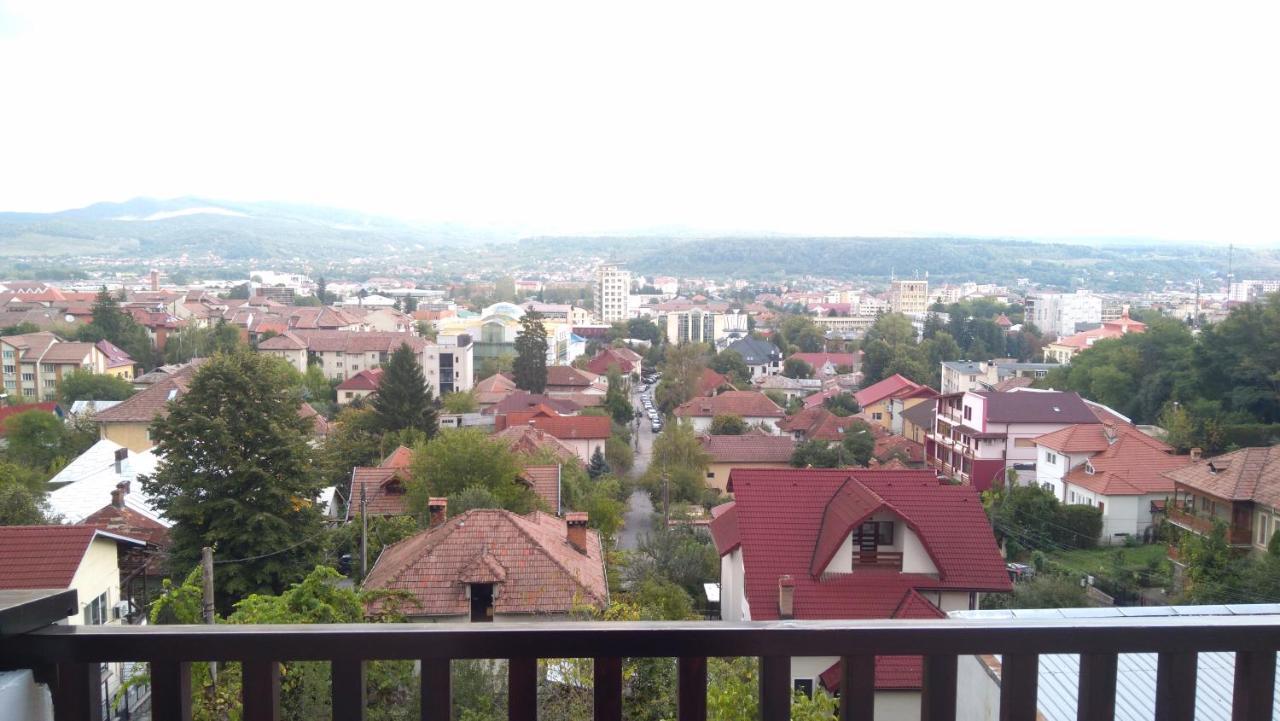 Hotel Panoramic Râmnicu Vâlcea Exteriér fotografie