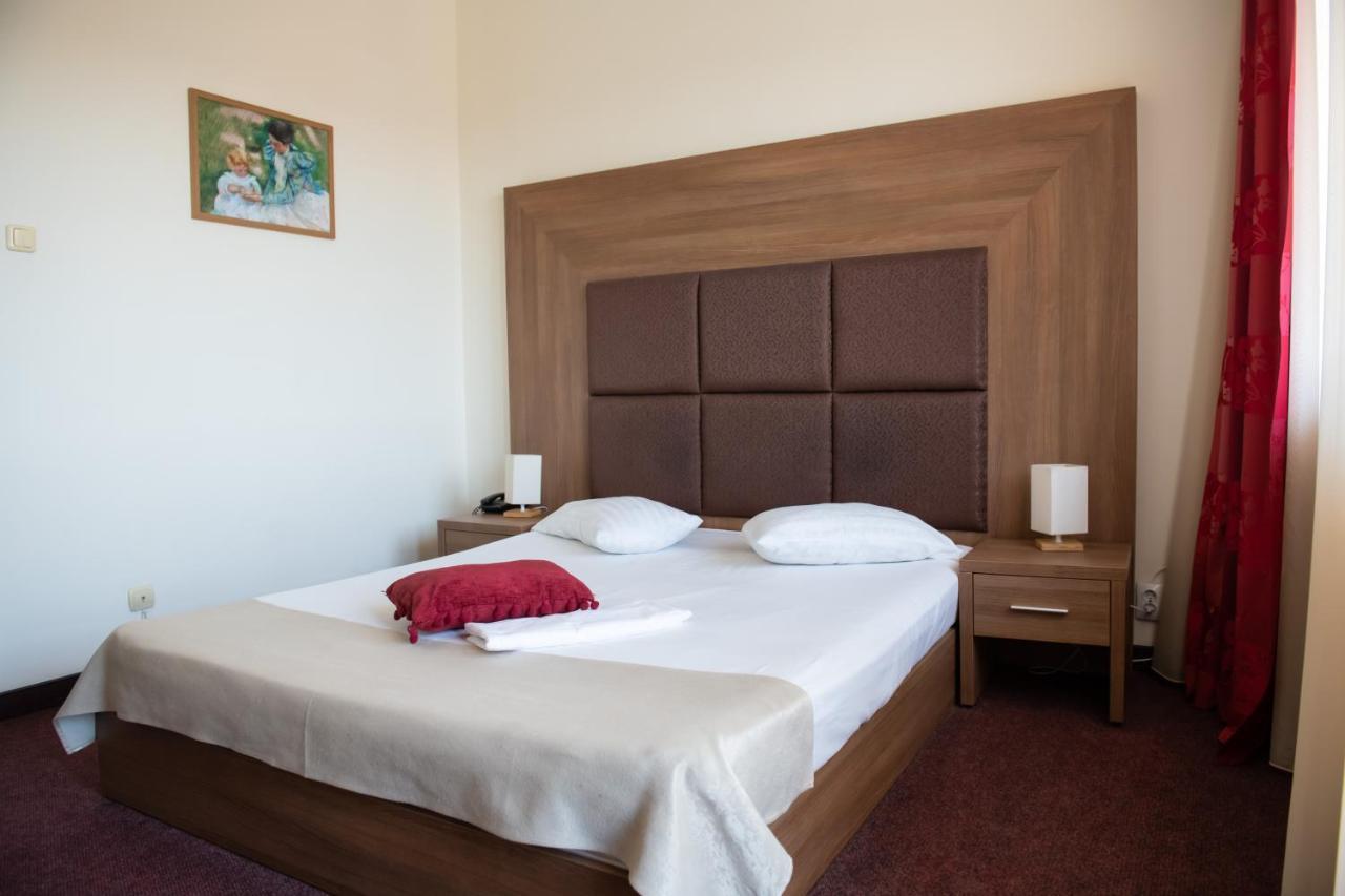 Hotel Panoramic Râmnicu Vâlcea Exteriér fotografie