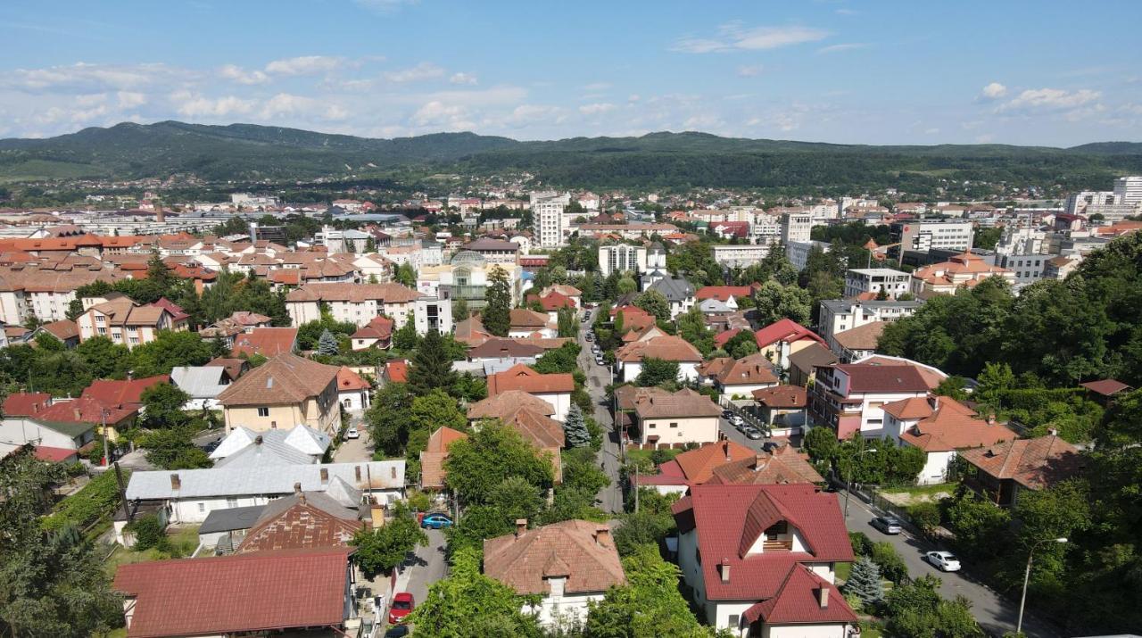 Hotel Panoramic Râmnicu Vâlcea Exteriér fotografie
