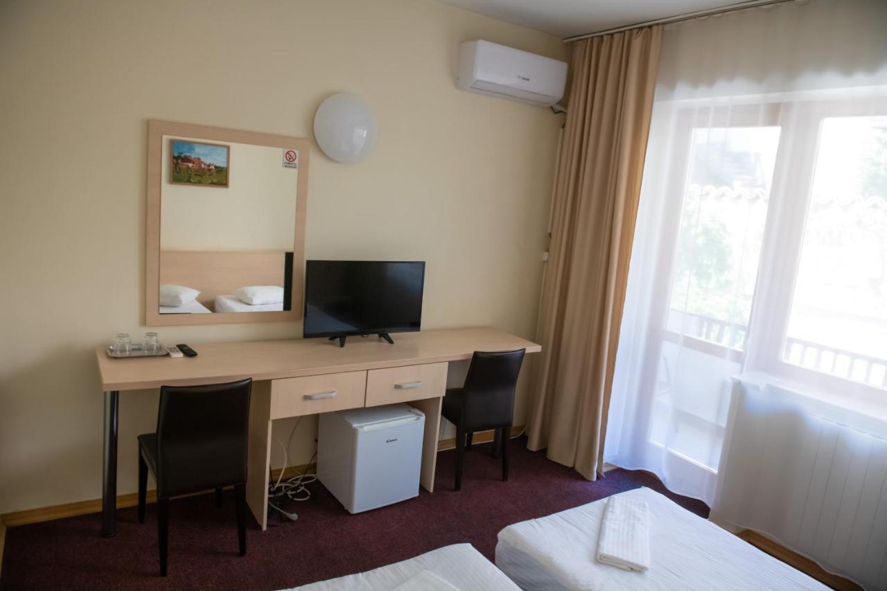 Hotel Panoramic Râmnicu Vâlcea Exteriér fotografie